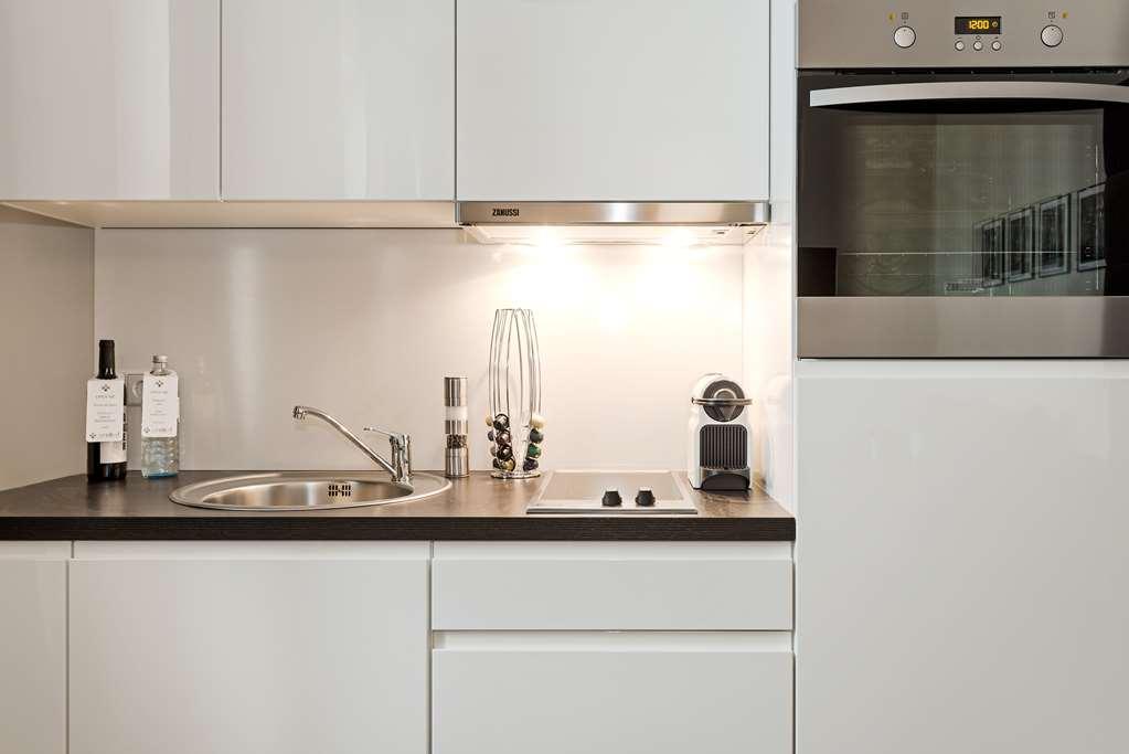 Arabel Design Apartments Berlin Restoran gambar A kitchen with a built-in oven