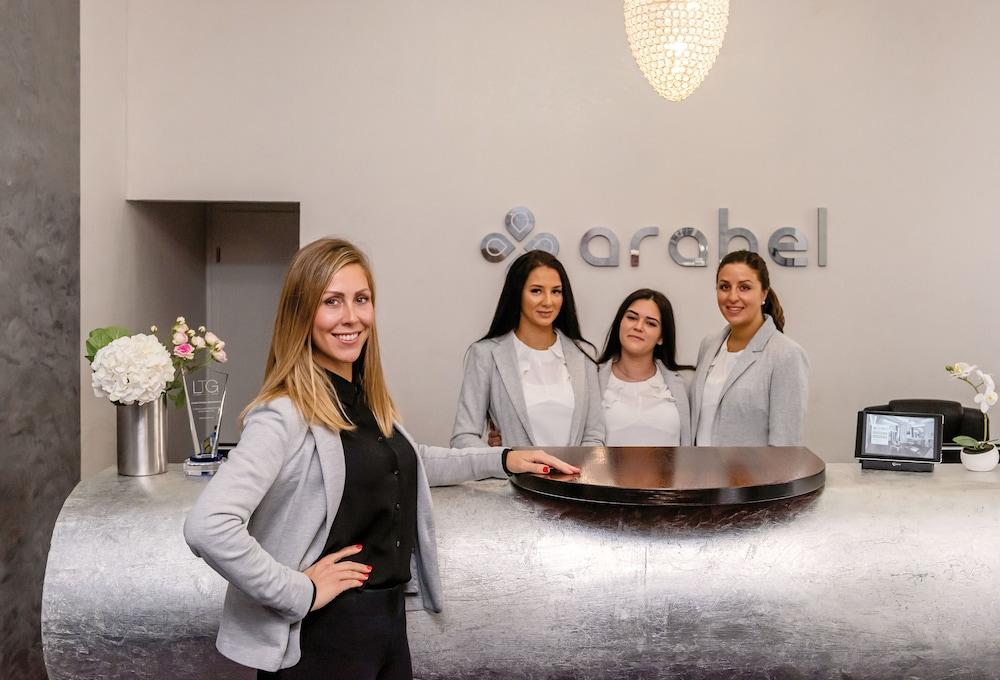 Arabel Design Apartments Berlin Luaran gambar Reception at the hotel